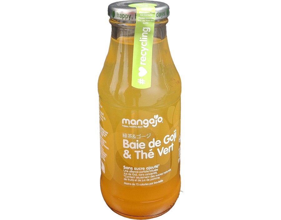 BOISSON AU THE VERT ET BAIE DE GOJI