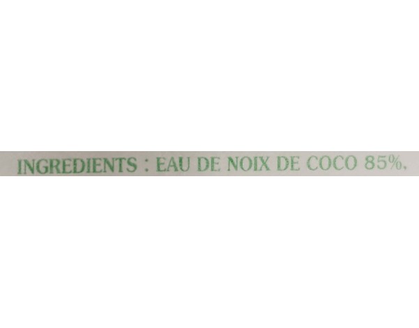NOIX DE COCO AVEC CHAIR ****