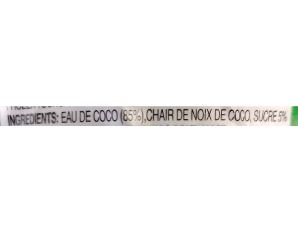 NOIX DE COCO AVEC CHAIR ****