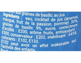 BOISSON AUX GRAINES DE BASILIC COCKTAIL