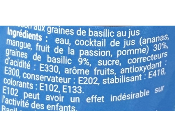 BOISSON AUX GRAINES DE BASILIC COCKTAIL