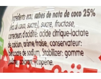 BOISSON A LA FRAISE ET NATA DE COCO (MOGU MOGU)